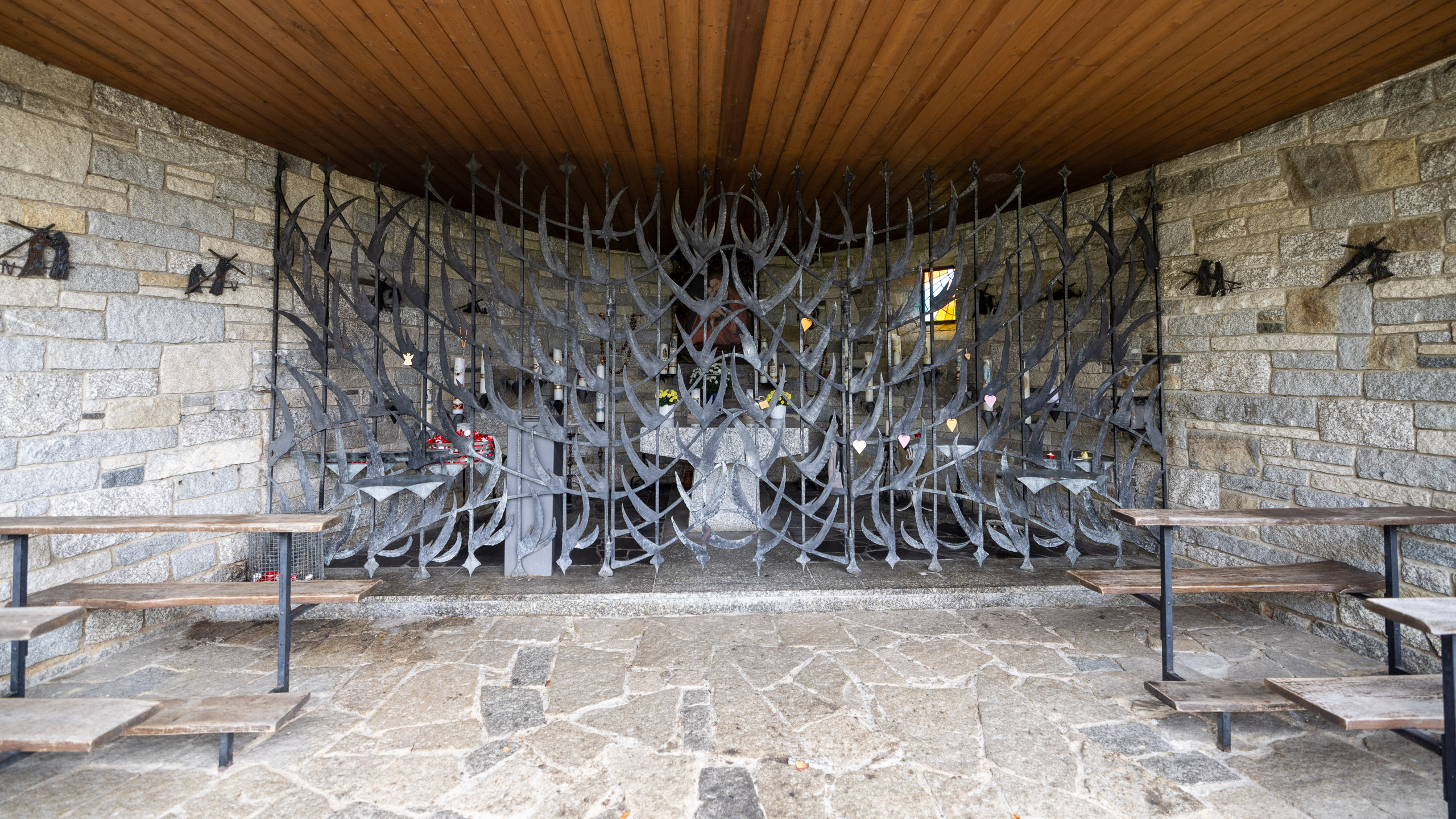 20231014113606 R5D 3963